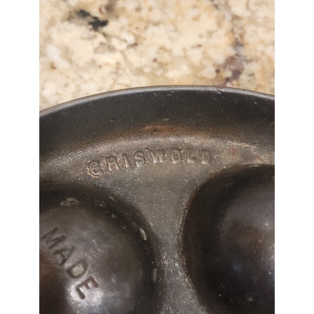 Griswold 962 No 32 Cast Iron Aebleskiver Cake Pan Skillet Made In USA. - Picture 5 of 7